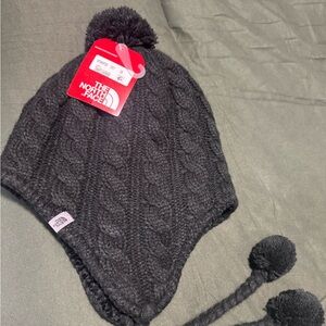 The North Face Kids Black Cable Knit Pom-Pom Hat